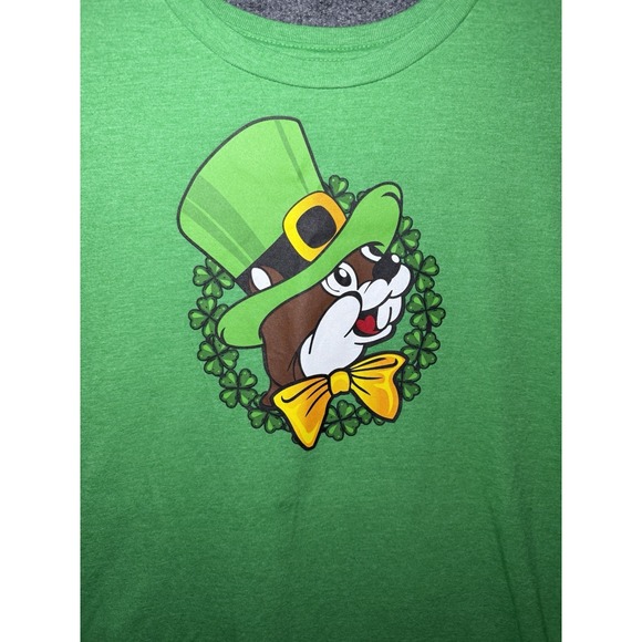 Buc-ee's Shirt Mens Small St Patricks Day Lucky Charm Beaver Graphic Tee 2025 - Picture 2 of 7